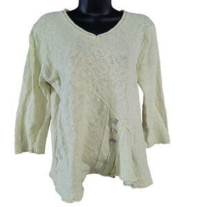 Lulu-B Yellow Lightweight Knit Sweater Size M Artsy Button Beachy Colorful